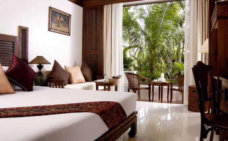 Safari Beach Hotel - SHA Extra Plus Patong Exterior foto