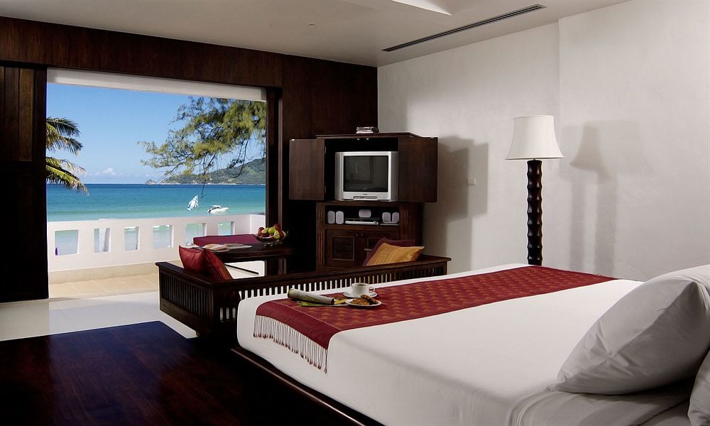 Safari Beach Hotel - SHA Extra Plus Patong Exterior foto